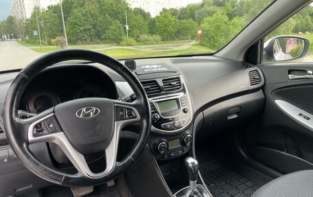 Hyundai Solaris II рестайлинг, 2013 год, 939 000 рублей, 15 фотография