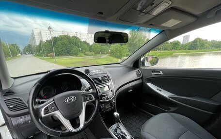 Hyundai Solaris II рестайлинг, 2013 год, 939 000 рублей, 16 фотография