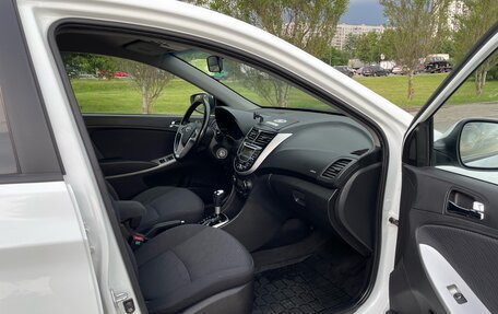 Hyundai Solaris II рестайлинг, 2013 год, 939 000 рублей, 14 фотография