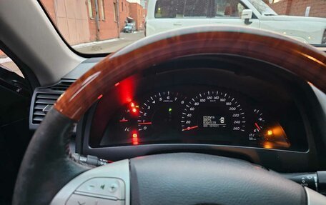 Toyota Camry, 2010 год, 2 000 000 рублей, 2 фотография