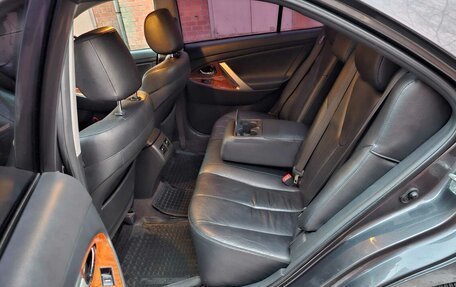 Toyota Camry, 2010 год, 2 000 000 рублей, 5 фотография