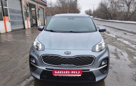 KIA Sportage IV рестайлинг, 2020 год, 2 150 000 рублей, 6 фотография