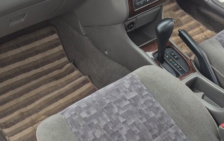 Toyota Carina, 1999 год, 520 000 рублей, 15 фотография