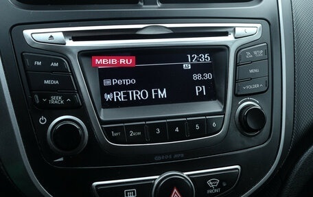 Hyundai Solaris II рестайлинг, 2015 год, 897 000 рублей, 15 фотография