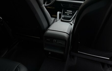 Porsche Cayenne III, 2025 год, 16 200 000 рублей, 18 фотография