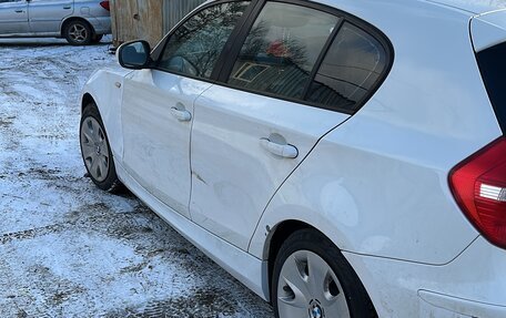 BMW 1 серия, 2011 год, 650 000 рублей, 3 фотография