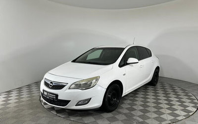 Opel Astra J, 2011 год, 699 000 рублей, 1 фотография