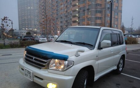 Mitsubishi Pajero iO, 2004 год, 690 000 рублей, 2 фотография
