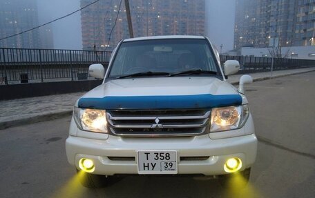 Mitsubishi Pajero iO, 2004 год, 690 000 рублей, 5 фотография