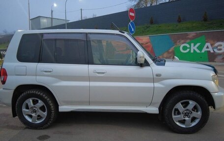 Mitsubishi Pajero iO, 2004 год, 690 000 рублей, 11 фотография