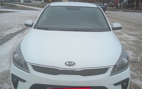 KIA Rio IV, 2020 год, 1 300 000 рублей, 5 фотография