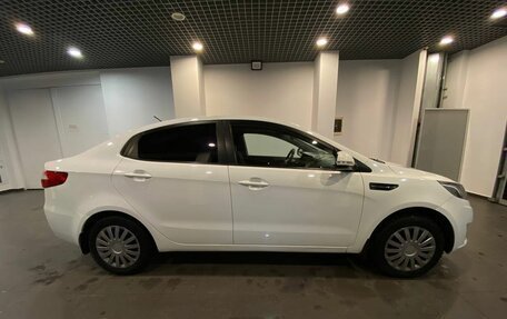 KIA Rio III рестайлинг, 2013 год, 612 000 рублей, 2 фотография
