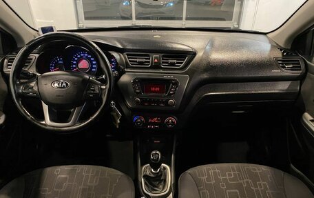 KIA Rio III рестайлинг, 2013 год, 612 000 рублей, 9 фотография