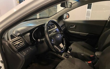 KIA Rio III рестайлинг, 2013 год, 612 000 рублей, 23 фотография