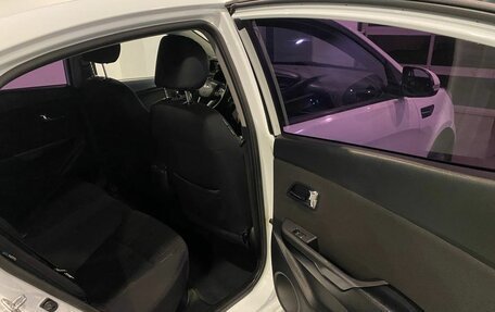 KIA Rio III рестайлинг, 2013 год, 612 000 рублей, 26 фотография