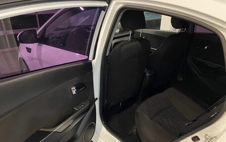 KIA Rio III рестайлинг, 2013 год, 612 000 рублей, 24 фотография