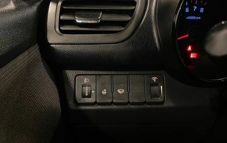 KIA Rio III рестайлинг, 2013 год, 612 000 рублей, 32 фотография