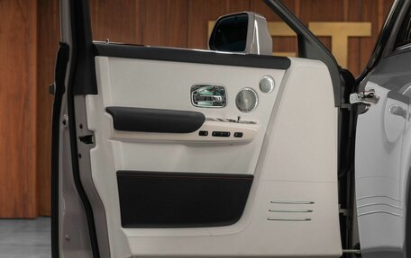 Rolls-Royce Phantom VIII, 2022 год, 69 000 000 рублей, 11 фотография