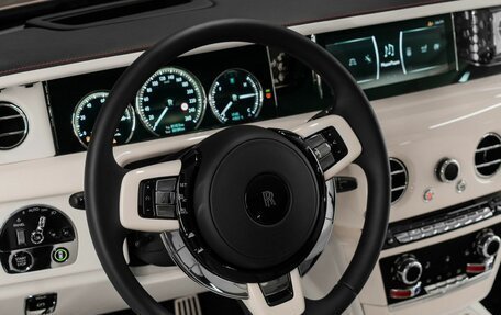 Rolls-Royce Phantom VIII, 2022 год, 69 000 000 рублей, 16 фотография