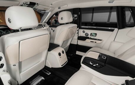 Rolls-Royce Phantom VIII, 2022 год, 69 000 000 рублей, 29 фотография