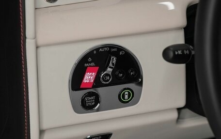 Rolls-Royce Phantom VIII, 2022 год, 69 000 000 рублей, 17 фотография