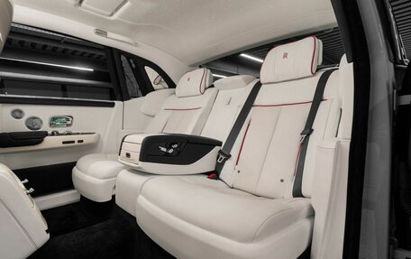 Rolls-Royce Phantom VIII, 2022 год, 69 000 000 рублей, 33 фотография