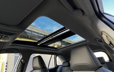 Toyota RAV4, 2025 год, 3 850 000 рублей, 3 фотография