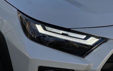 Toyota RAV4, 2025 год, 3 850 000 рублей, 6 фотография