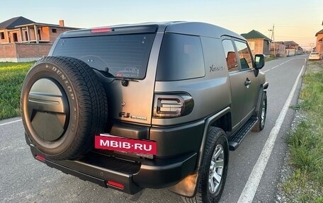 Toyota FJ Cruiser, 2012 год, 4 200 000 рублей, 7 фотография