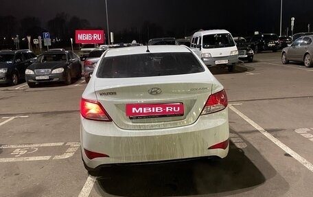 Hyundai Solaris II рестайлинг, 2015 год, 495 000 рублей, 3 фотография