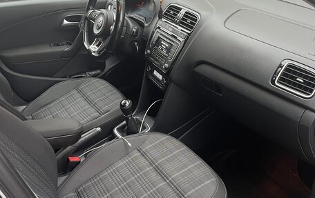 Volkswagen Polo VI (EU Market), 2018 год, 1 076 000 рублей, 15 фотография