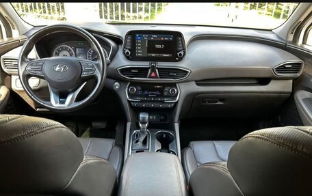 Hyundai Santa Fe IV, 2019 год, 2 499 000 рублей, 9 фотография