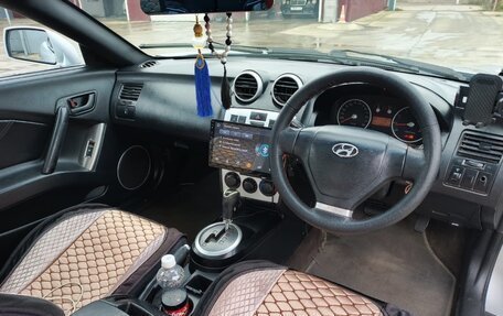 Hyundai Coupe II рестайлинг, 2004 год, 535 000 рублей, 14 фотография