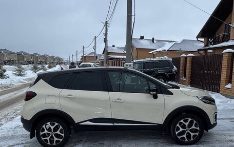 Renault Kaptur I рестайлинг, 2018 год, 1 650 000 рублей, 4 фотография