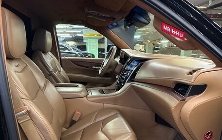 Cadillac Escalade IV, 2015 год, 4 700 000 рублей, 29 фотография