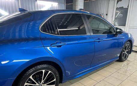 Toyota Camry, 2018 год, 3 000 000 рублей, 3 фотография