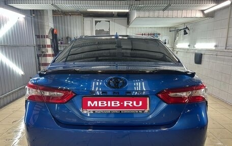 Toyota Camry, 2018 год, 3 000 000 рублей, 5 фотография