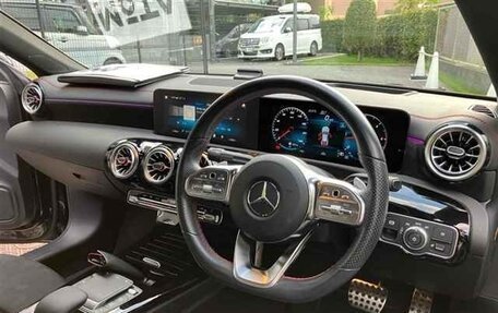 Mercedes-Benz CLA, 2022 год, 2 619 000 рублей, 5 фотография