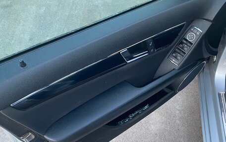 Mercedes-Benz C-Класс, 2007 год, 1 090 000 рублей, 11 фотография