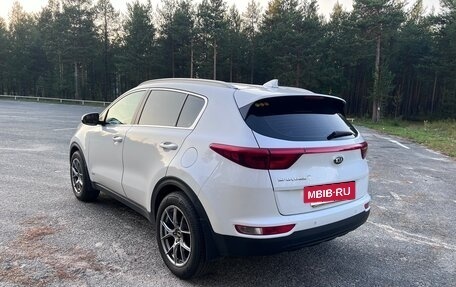 KIA Sportage IV рестайлинг, 2016 год, 1 980 000 рублей, 3 фотография