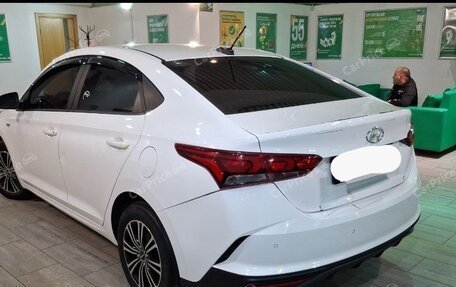 Hyundai Solaris II рестайлинг, 2022 год, 1 200 000 рублей, 6 фотография