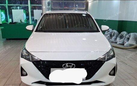 Hyundai Solaris II рестайлинг, 2022 год, 1 200 000 рублей, 2 фотография