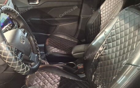 Hyundai Solaris II рестайлинг, 2022 год, 1 200 000 рублей, 11 фотография