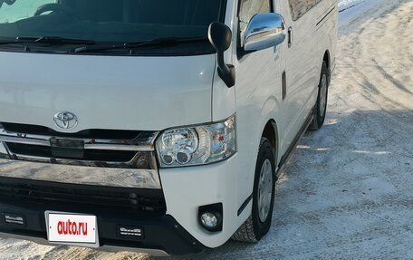 Toyota RegiusAce, 2019 год, 3 900 000 рублей, 2 фотография