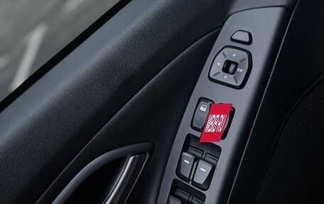 Hyundai ix35 I рестайлинг, 2013 год, 1 305 000 рублей, 22 фотография