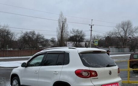 Volkswagen Tiguan I, 2010 год, 1 040 000 рублей, 4 фотография