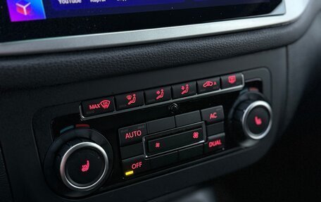 Volkswagen Tiguan I, 2010 год, 1 040 000 рублей, 18 фотография