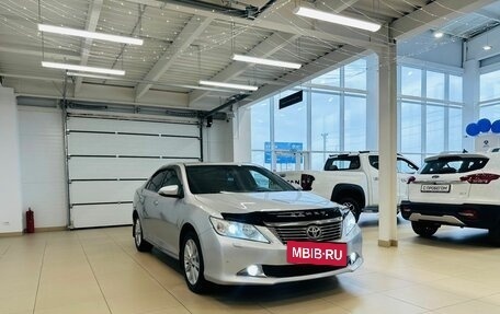 Toyota Camry, 2012 год, 1 699 000 рублей, 8 фотография