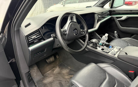 Volkswagen Touareg III, 2019 год, 5 500 000 рублей, 5 фотография