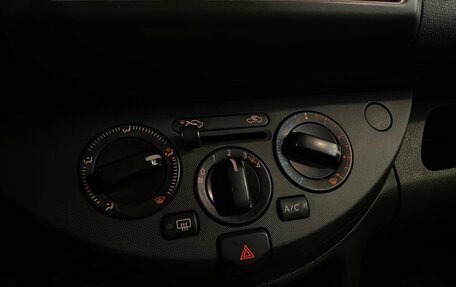 Nissan Note II рестайлинг, 2008 год, 550 000 рублей, 13 фотография